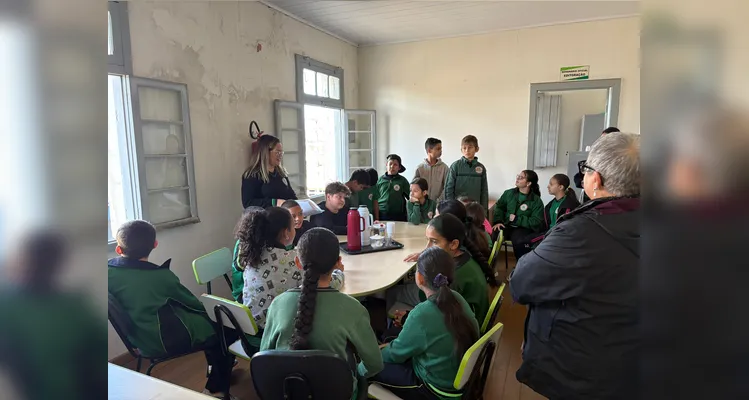 Trabalho teve amplos momentos em que alunos puderam sanar suas dúvidas.