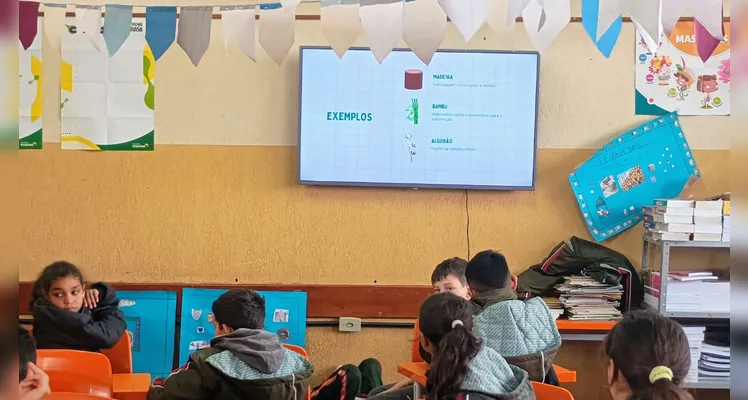 Trabalho contou com momentos de aprendizado e muita prática em sala.