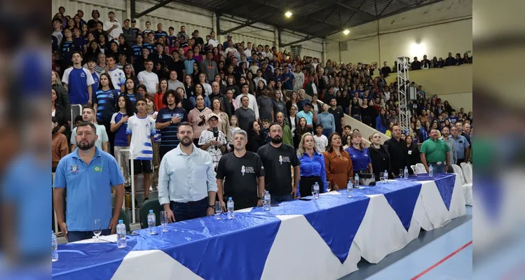 Além dos atos protocolares, o evento contou com apresentações culturais que abrilhantaram a cerimônia.