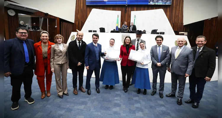Deputados aproveitaram para tirar fotos com as 'irmãs do beatbox'.