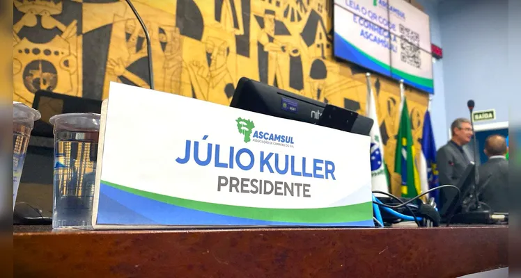 Küller é empossado presidente da Associação das Câmaras Municipais do Sul