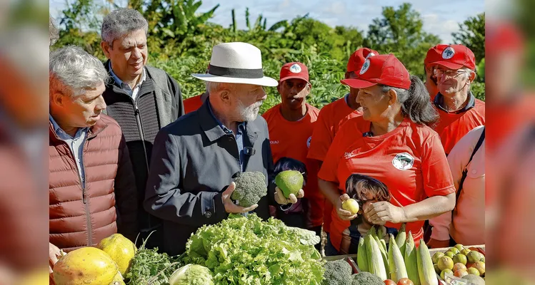 Cerca de 450 famílias de trabalhadores rurais serão beneficiadas em uma área de 10,6 mil hectares.
