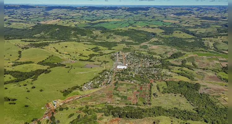 Cerca de 450 famílias de trabalhadores rurais serão beneficiadas em uma área de 10,6 mil hectares.