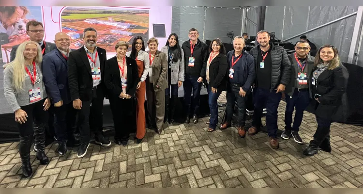 Lideranças se reuniram na solenidade de inauguração da Mars -