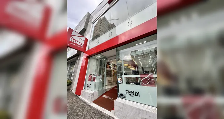 Ótica Diniz Prime lança nova coleção em coquetel especial