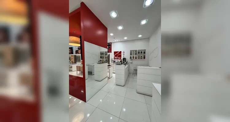 Ótica Diniz Prime lança nova coleção em coquetel especial