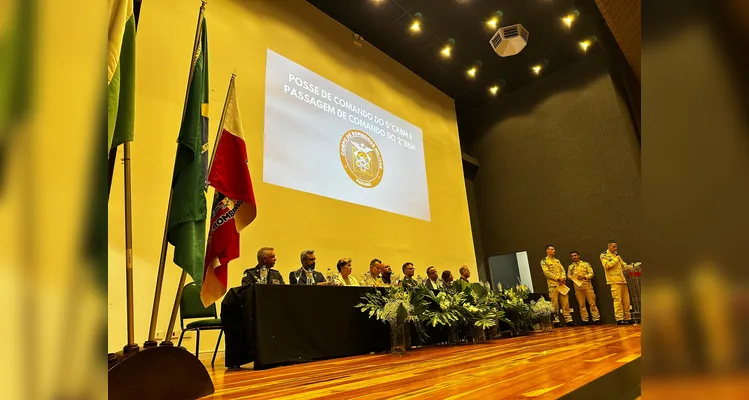 Coronel Carlos Alberto é empossado comandante do 5º CRBM em PG