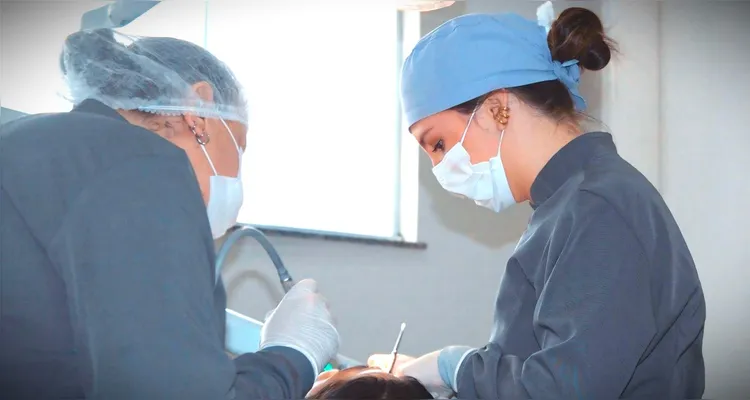 Prime Odontologia Especializada ajuda você a conquistar sorriso dos sonhos