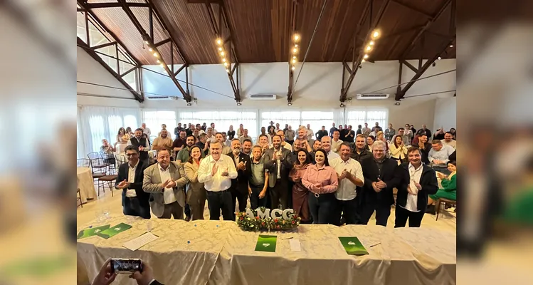 Prefeitos da AMCG recebem secretários de Estado em Telêmaco Borba
