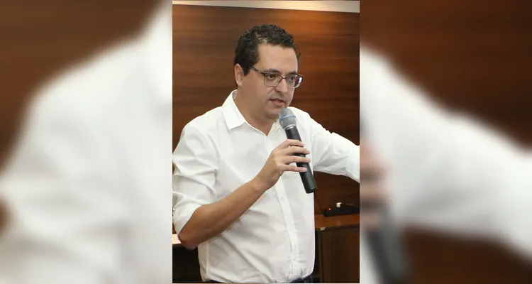 Secretário Municipal de Governo: Ricardo Cardoso Filho.