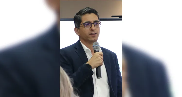 Secretário Municipal de Relações Institucionais e Juventude: Régis Moreno.