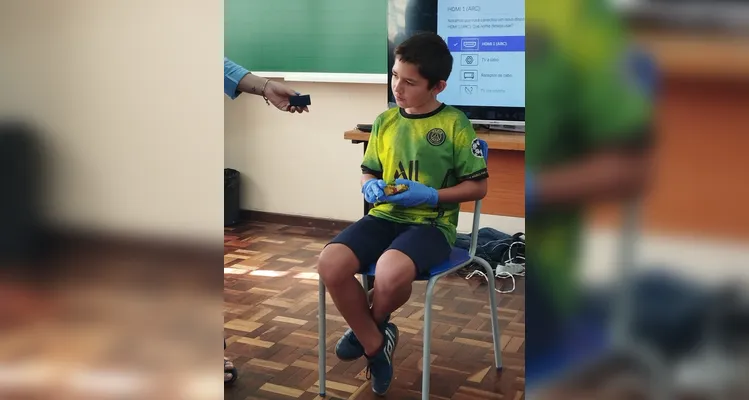 Os alunos também participaram de uma palestra sobre o tema e confeccionaram cartazes abordando o assunto.
