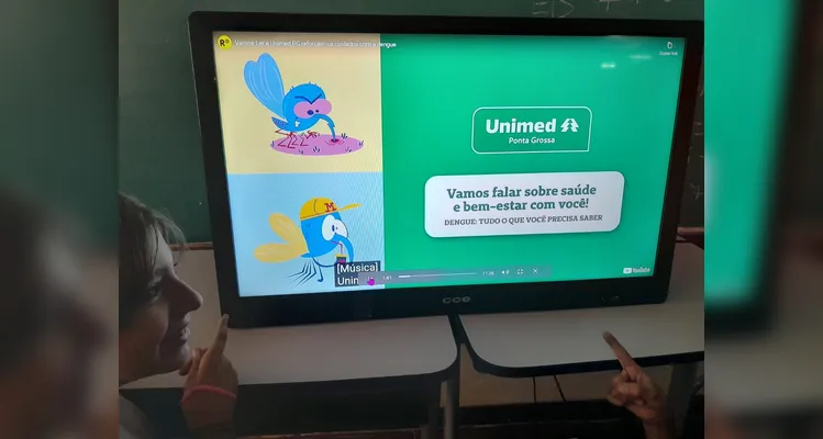 A turma assistiu ao conteúdo e desenvolveu cartazes e dinâmicas envolvendo a gravação de vídeos.