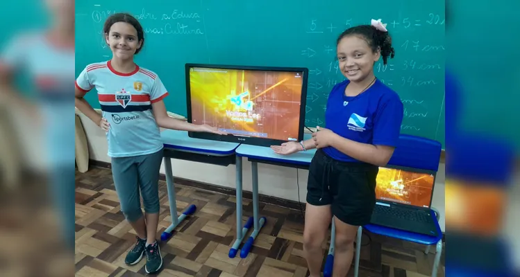A turma assistiu ao conteúdo e desenvolveu cartazes e dinâmicas envolvendo a gravação de vídeos.