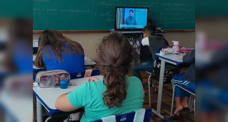 O ponto inicial da atividade da turma foi a produção especial do projeto Vamos Ler em parceria com a Tetra Pak.