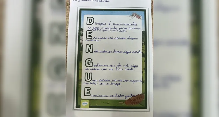 Outras atividades, como acrósticos, também foram desenvolvidas.