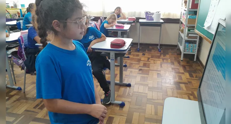 Através do conteúdo, os alunos desenvolveram gráficos e analisaram a estrutura de uma notícia.