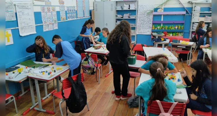 As atividades incluíram pinturas, realização de danças e cartazes.