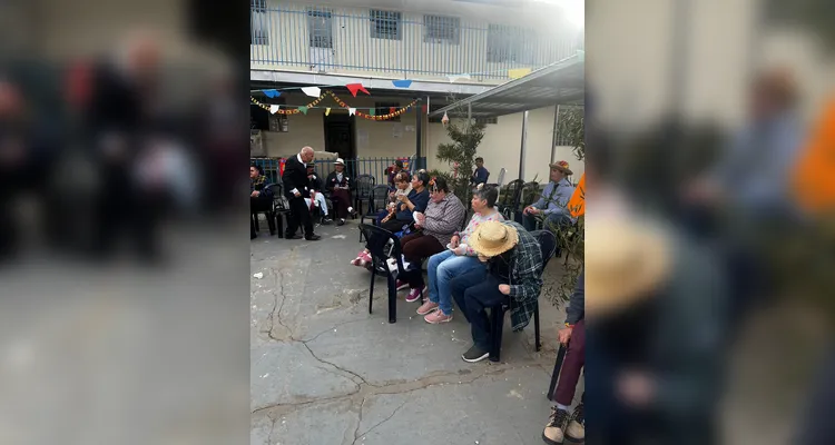 Lar Guilherme Cavina realiza campanha de arrecadação de alimentos em PG