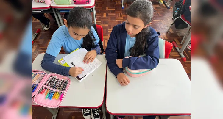 Os alunos se engajaram na realização das propostas educacionais contidas na aula.