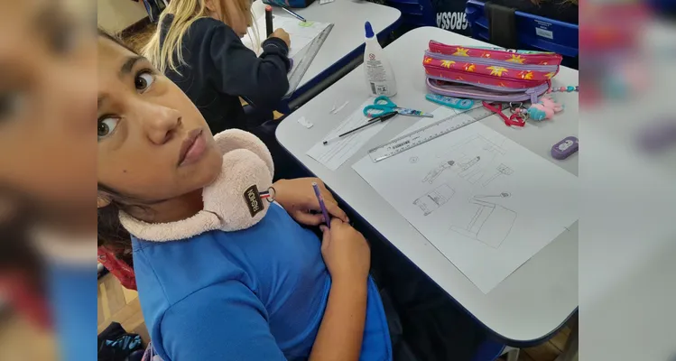 Em sala, os alunos também realizaram ilustrações sobre o tema estudado.