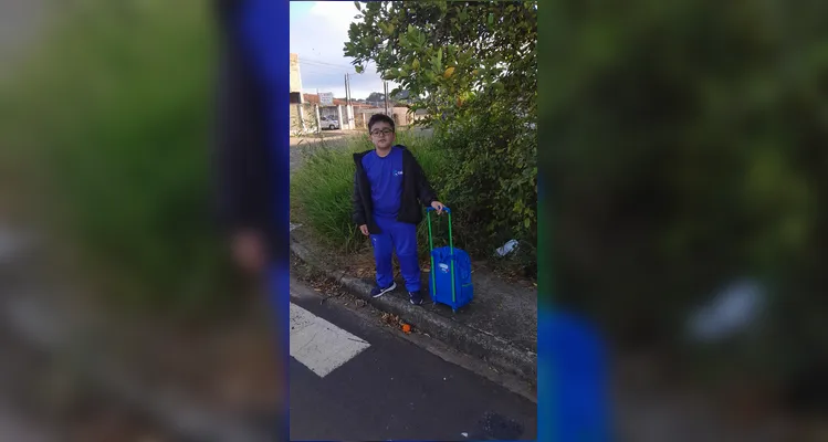A ação escolhida pelos alunos foi a realização de fotos sobre a mobilidade urbana na região de suas casas.