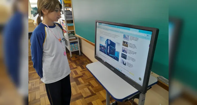 A ação contou com extensa preparação dos alunos antes da visita e um tour completo por um dos maiores grupos de comunicação do Paraná.