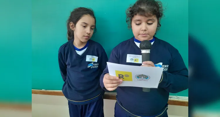 A ação contou com extensa preparação dos alunos antes da visita e um tour completo por um dos maiores grupos de comunicação do Paraná.