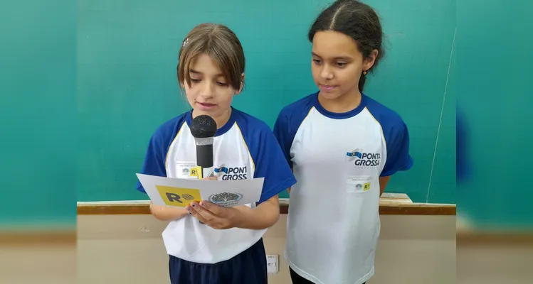 A ação contou com extensa preparação dos alunos antes da visita e um tour completo por um dos maiores grupos de comunicação do Paraná.