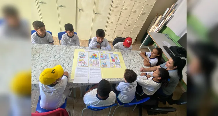 Confira as dinâmicas e produções dos educandos em sala de aula.