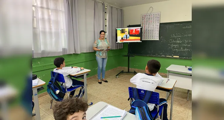 Confira as dinâmicas e produções dos educandos em sala de aula.