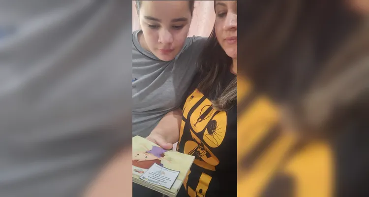 A tarefa final dos alunos foi, em casa, conferir sua carteira de vacinação com seus familiares.