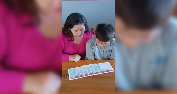 A tarefa final dos alunos foi, em casa, conferir sua carteira de vacinação com seus familiares.