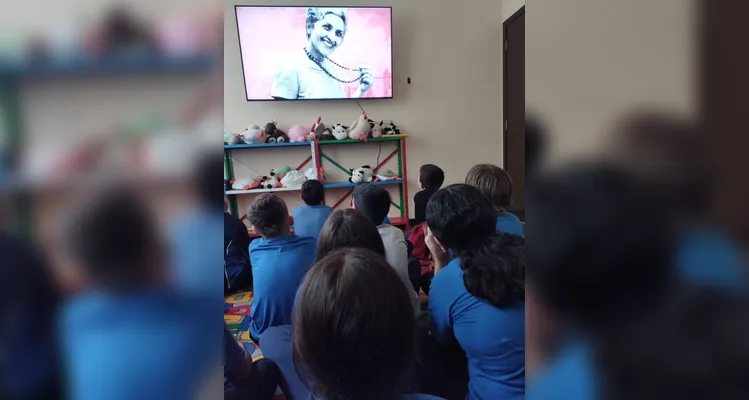 Através do conteúdo do projeto, os alunos conseguiram se familiarizar com o estilo e realizar as atividades propostas.
