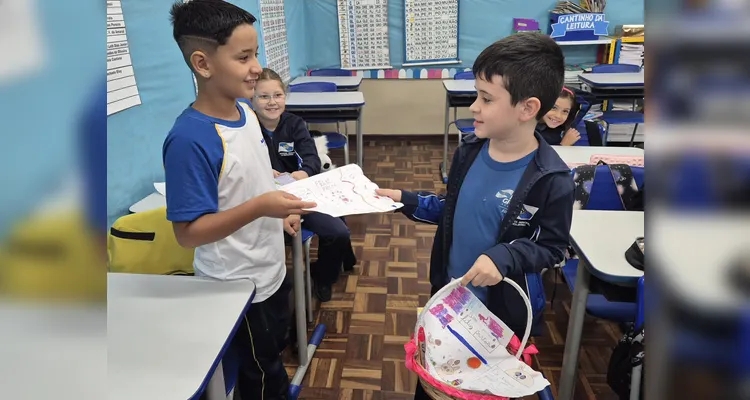 A dinâmica possibilitou momentos de troca e engrandecimento às crianças envolvidas.