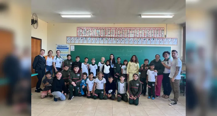 A ação faz parte dos esforços da Secretaria Municipal de Educação e Cultura em promover uma educação voltada para a formação cidadã.