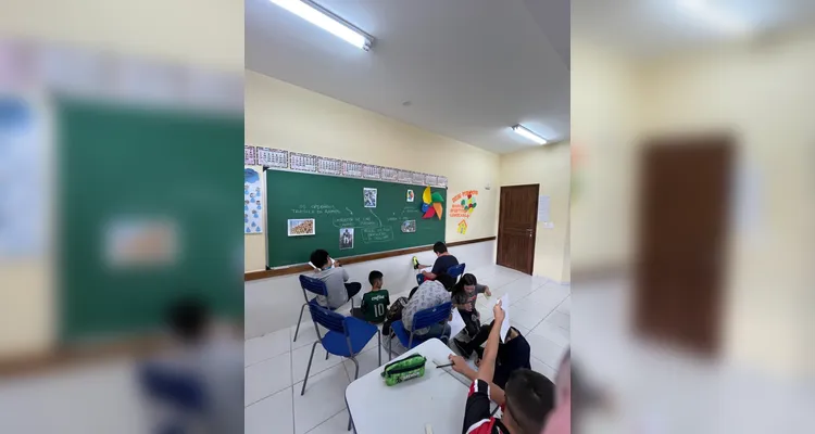 A turma também recriou importantes obras brasileiras, utilizando variados recursos.