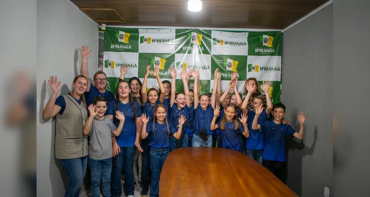 As entrevistas aconteceram na Prefeitura Municipal e os alunos também realizaram um tour pelo local antes de gravarem o podcast.