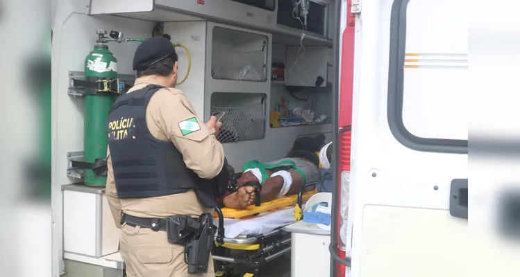 Imagens mostram local onde homem foi baleado em Ponta Grossa; veja