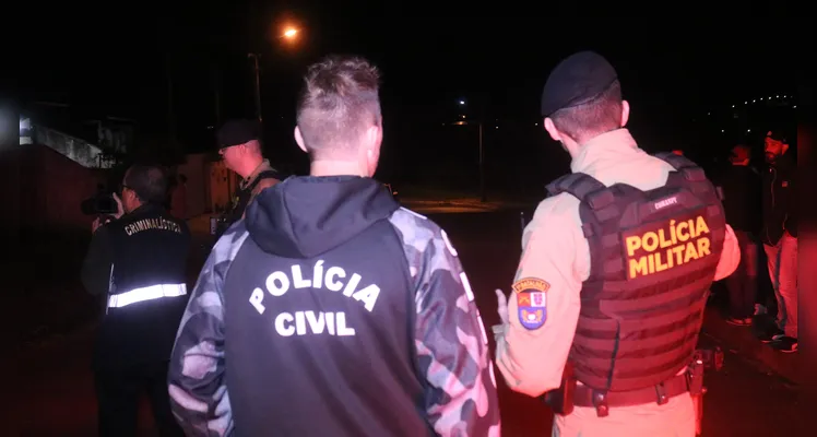 Filho encontra pai sem vida no interior de residência em PG