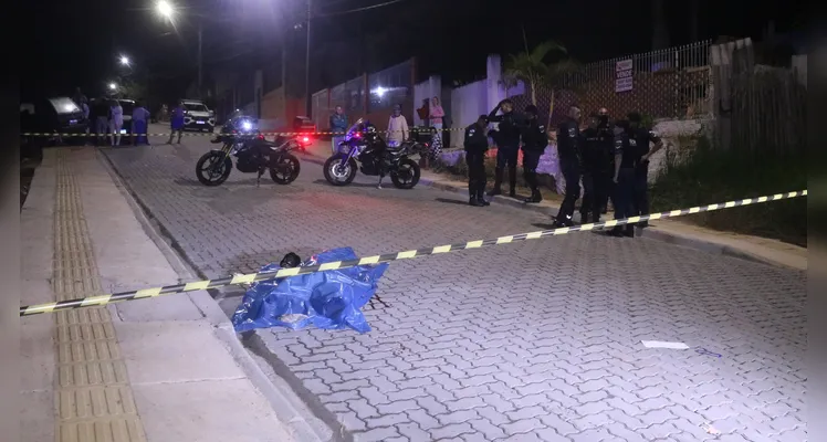 Equipes da GCM, do Samu e da Polícia Científica foram acionadas.
