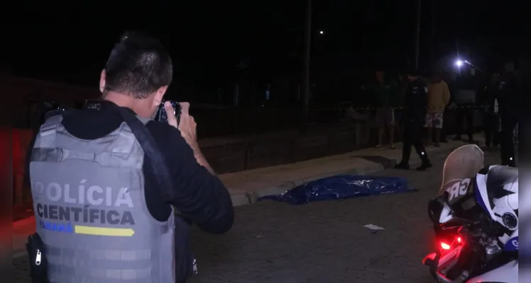 Equipes da GCM, do Samu e da Polícia Científica foram acionadas.