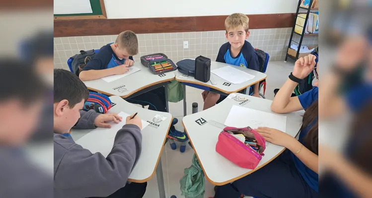 A atividade reforçou as temáticas estudadas pela turma de forma lúdica e envolvente.