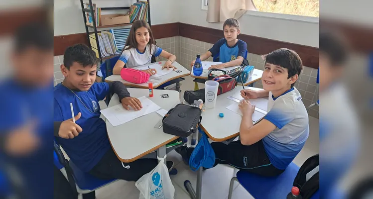 A atividade reforçou as temáticas estudadas pela turma de forma lúdica e envolvente.