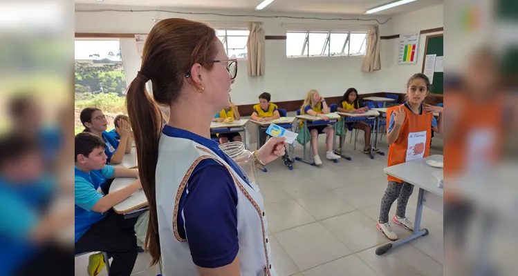 A atividade reforçou as temáticas estudadas pela turma de forma lúdica e envolvente.
