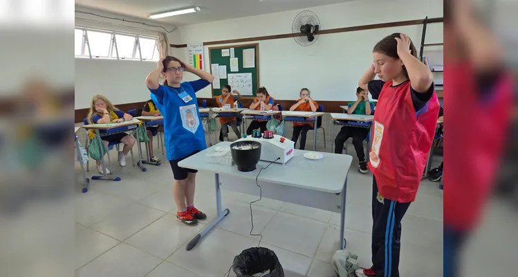 A atividade reforçou as temáticas estudadas pela turma de forma lúdica e envolvente.
