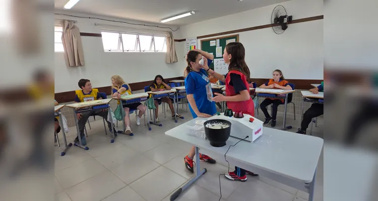 A atividade reforçou as temáticas estudadas pela turma de forma lúdica e envolvente.