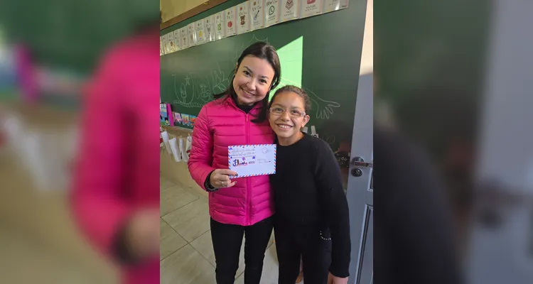 Os alunos realizaram inúmeros trabalhos e estudos, como a videoaula do Vamos Ler, momentos de leitura guiada, entrevistas e gravações com familiares e a confecção de cartões postais envolvendo a produção local de suas famílias.