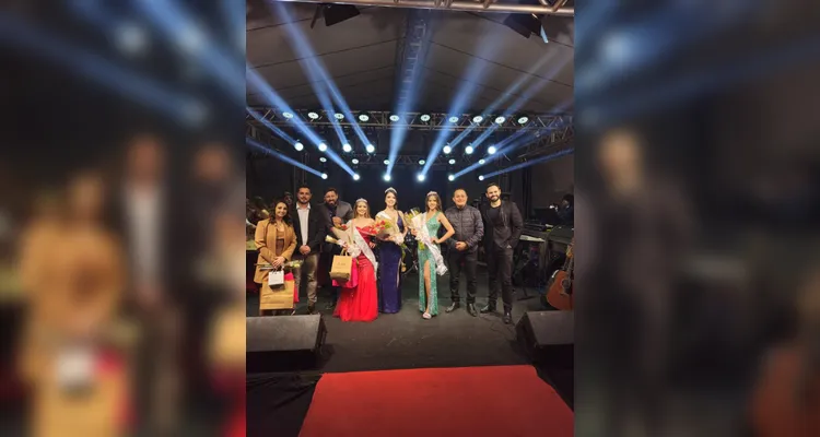 Aghata Mirella Teixeira, de 18 anos, foi eleita a grande vencedora do Miss São João do Triunfo 2025.