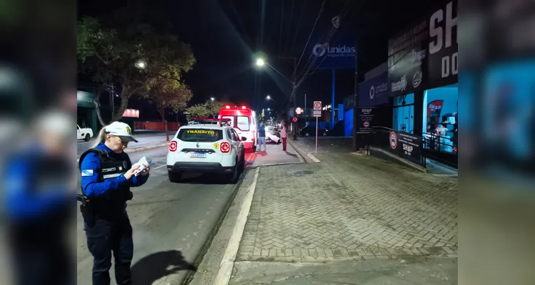 Colisão destrói carro e deixa quatro pessoas ferida em PG